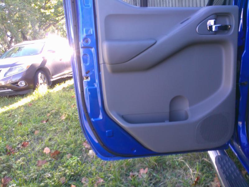 Nissan Frontier  2014