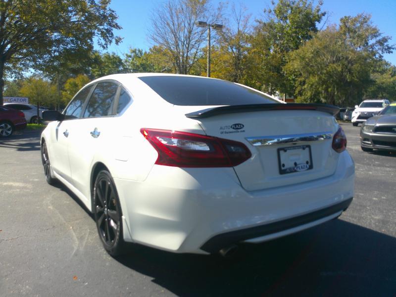 Nissan Altima 2.5 SR 2017