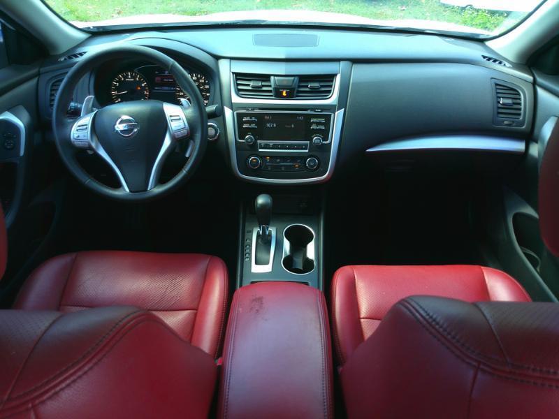 Nissan Altima 2.5 SR 2017