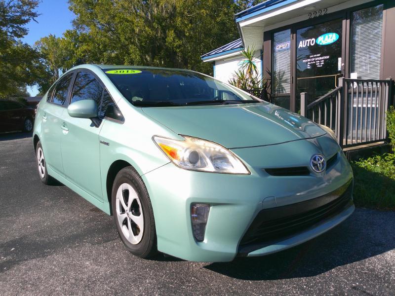 Toyota Prius Three 2015