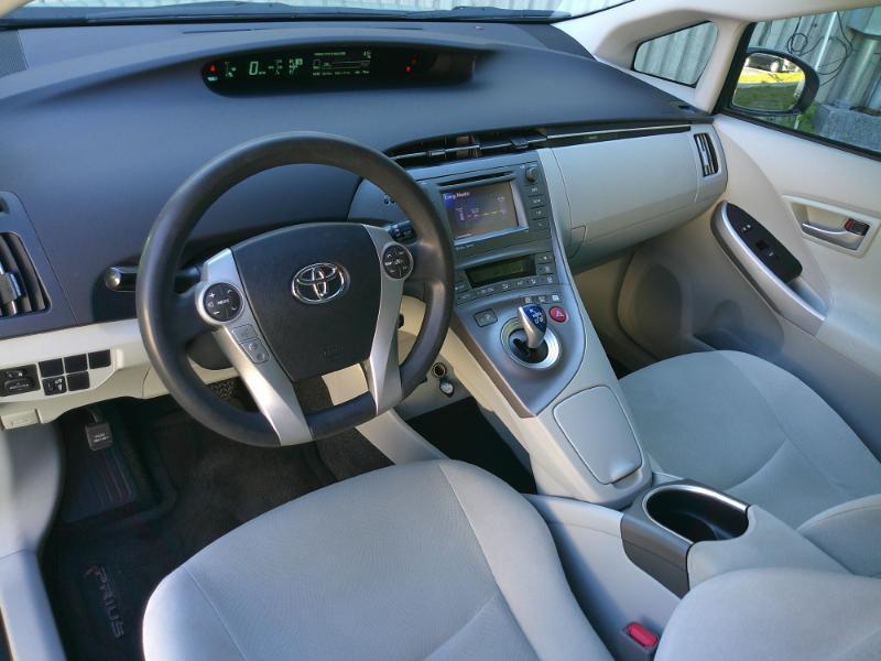 Toyota Prius Three 2015