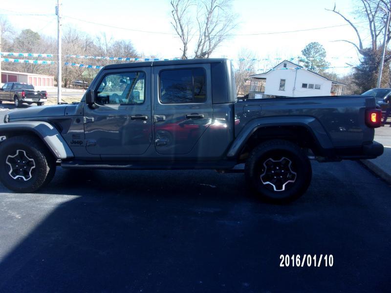 Jeep Gladiator Sport 2021