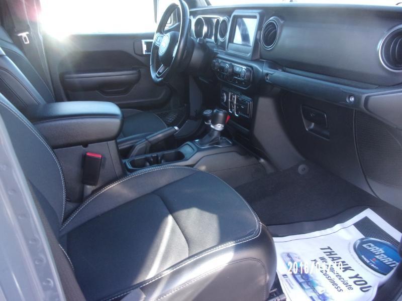 Jeep Gladiator Sport 2021