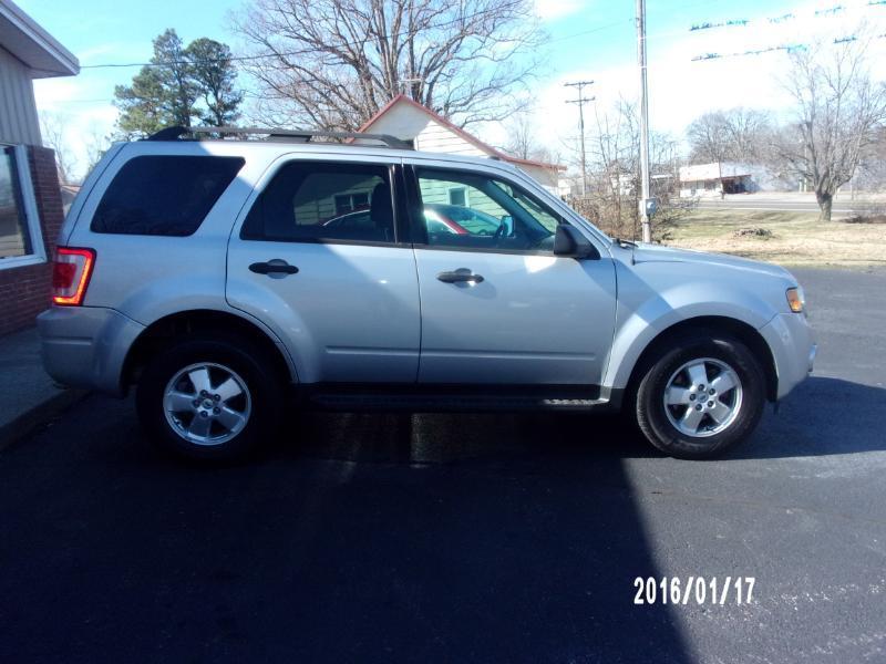 Ford Escape XLT FWD 2011