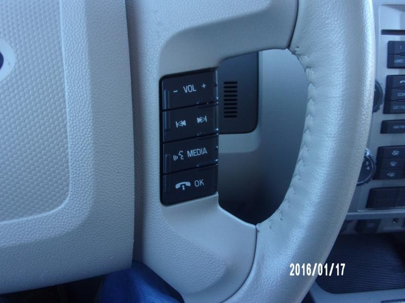 Ford Escape XLT FWD 2011