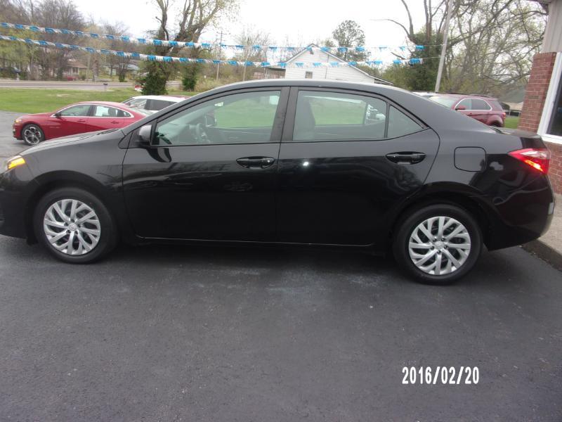 Toyota Corolla LE 2018