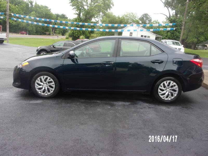 Toyota Corolla XLE CVT 2019