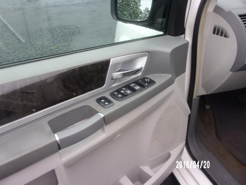 Dodge Grand Caravan SXT 2010