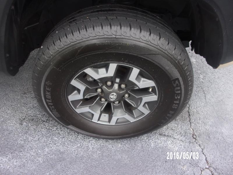 Toyota Tacoma SR5 Double Cab Long Bed V6 6AT 2WD 2016