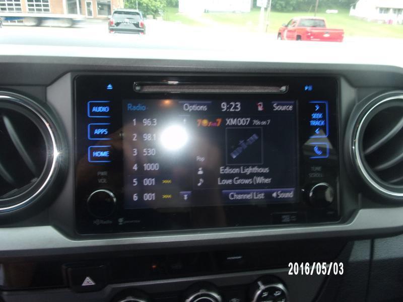 Toyota Tacoma SR5 Double Cab Long Bed V6 6AT 2WD 2016