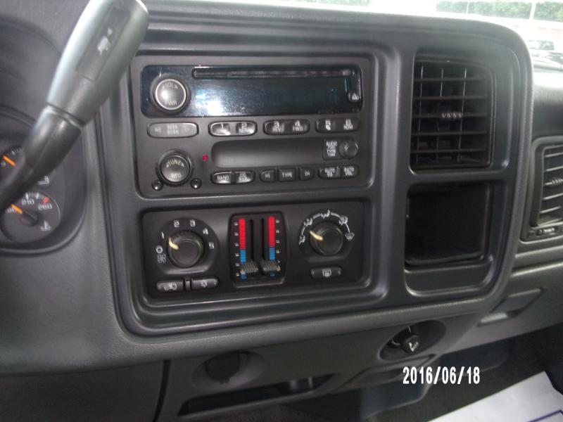 Chevrolet Silverado 1500 LS 4WD 2006