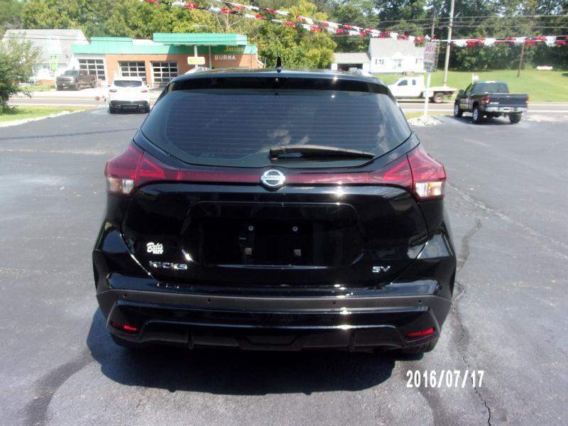 Nissan Kicks SV 2021