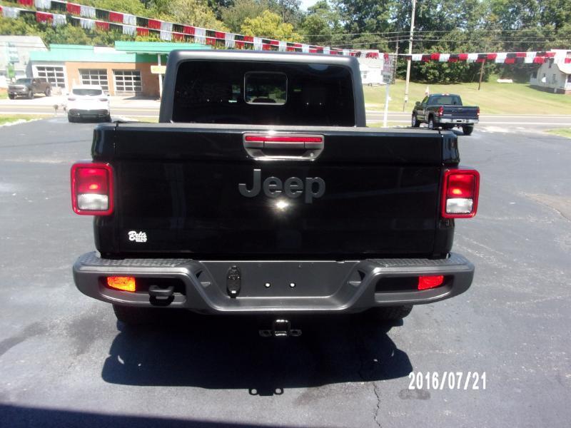 Jeep Gladiator Sport S 2022