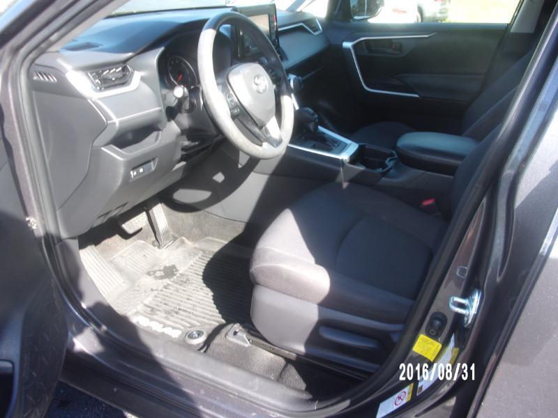 Toyota RAV4 LE 2019