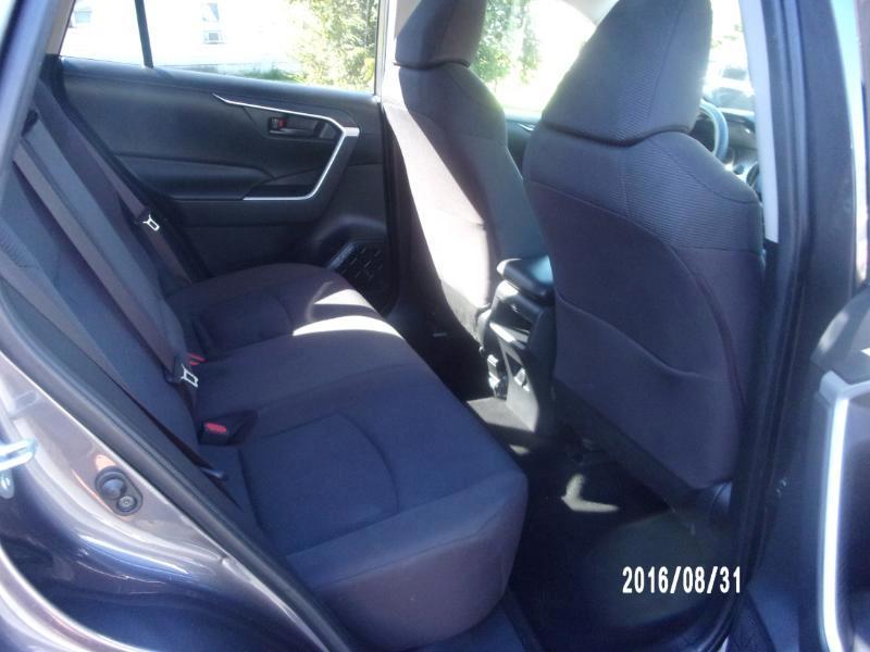 Toyota RAV4 LE 2019