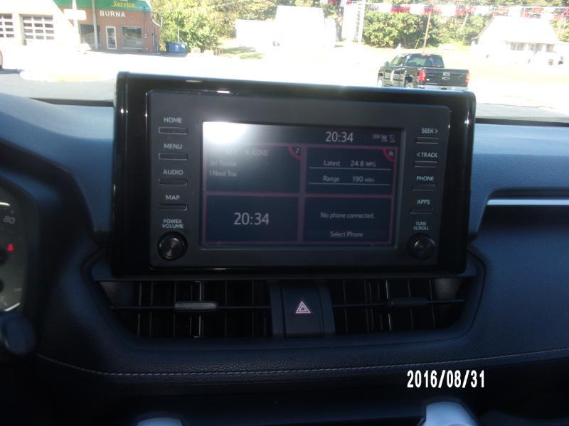 Toyota RAV4 LE 2019