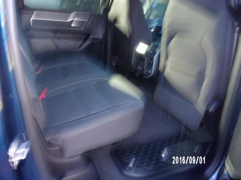 RAM 1500 Big Horn Crew Cab SWB 4WD 2020