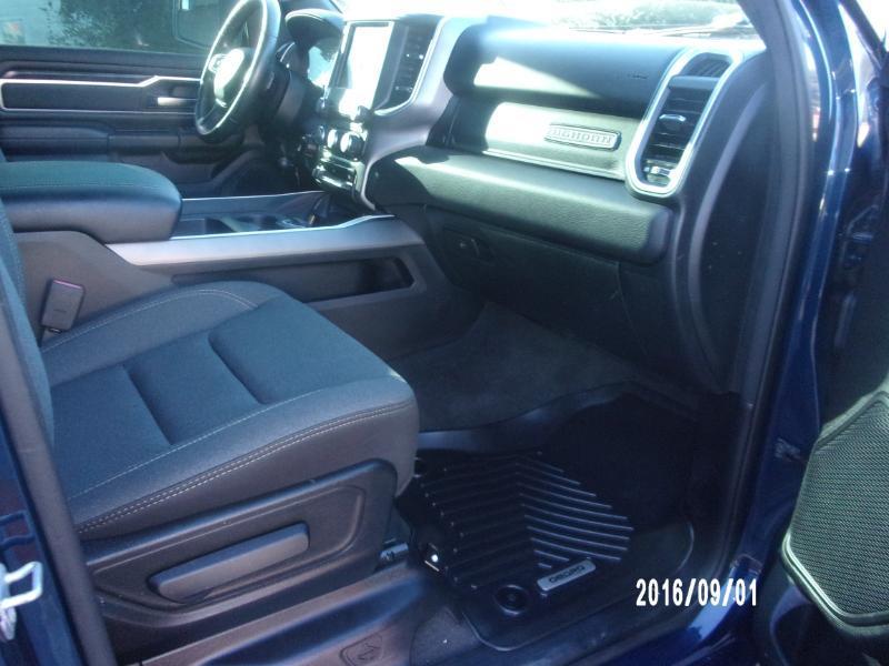 RAM 1500 Big Horn Crew Cab SWB 4WD 2020