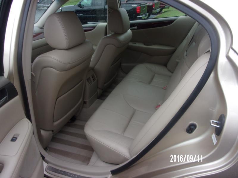 Lexus ES 300 Sedan 2002