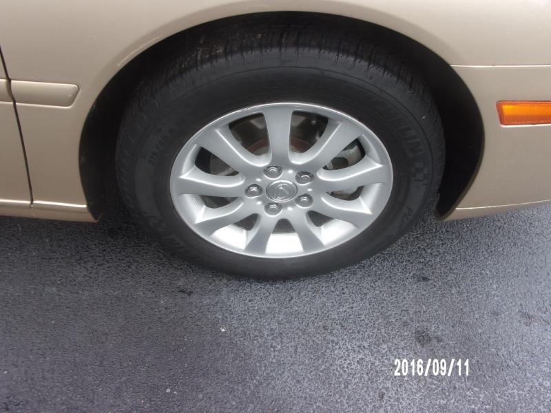Lexus ES 300 Sedan 2002