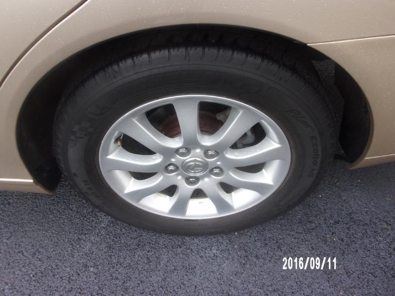 Lexus ES 300 Sedan 2002