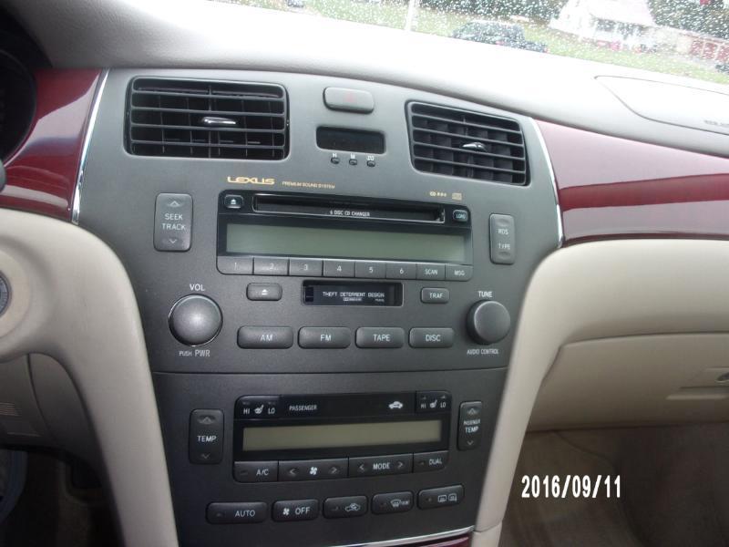 Lexus ES 300 Sedan 2002