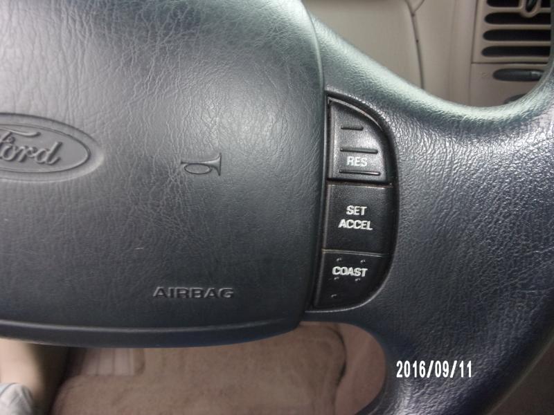 Ford F-150 Lariat SuperCab Long Bed 4WD 2000