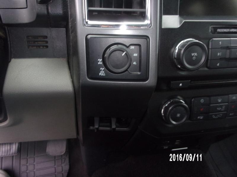 Ford F-150 XL SuperCrew 5.5-ft. Bed 4WD 2015