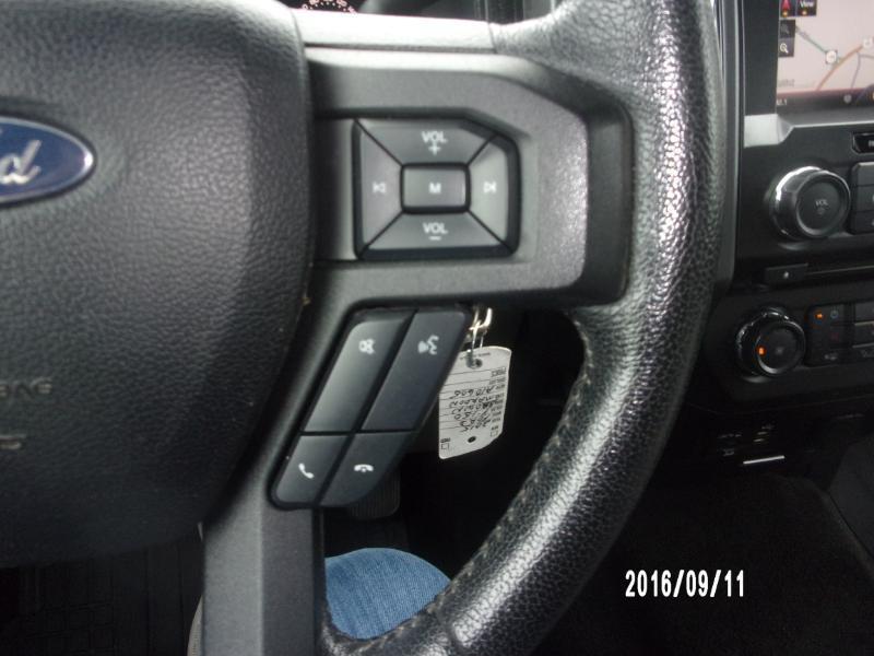 Ford F-150 XL SuperCrew 5.5-ft. Bed 4WD 2015