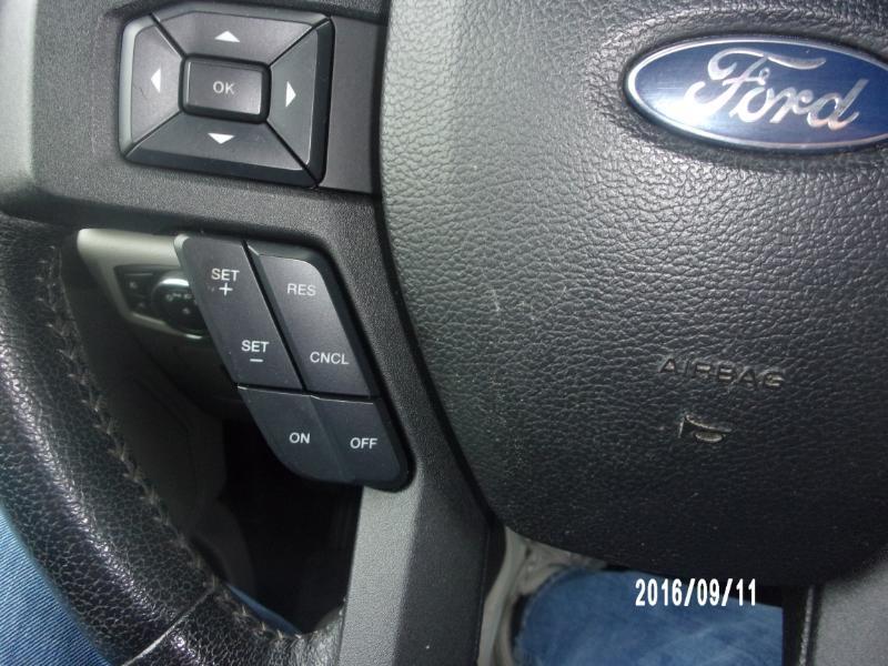 Ford F-150 XL SuperCrew 5.5-ft. Bed 4WD 2015