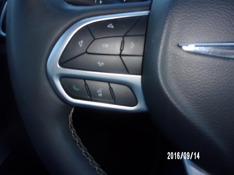 Chrysler Pacifica Select 2025