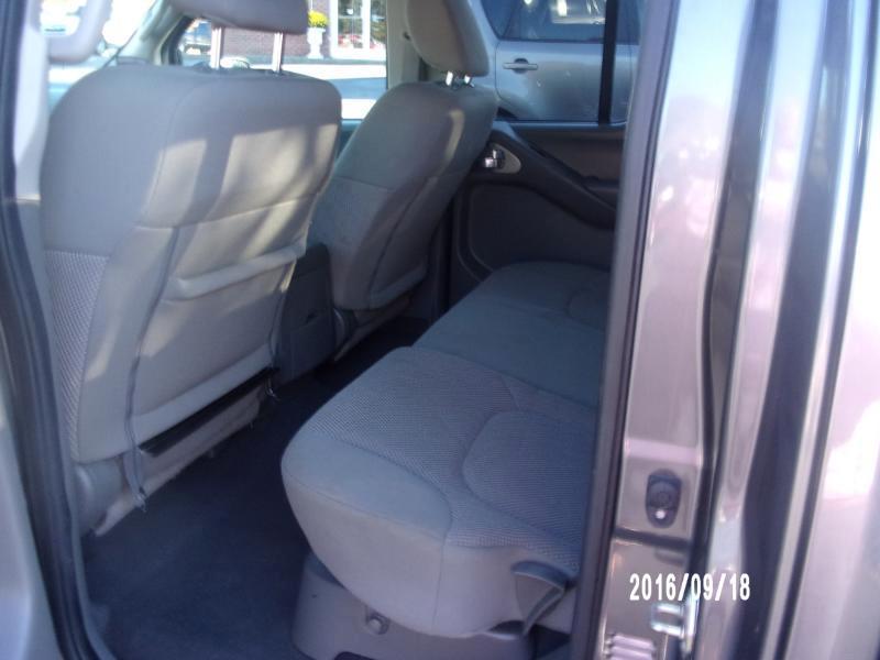 Nissan Frontier SL Crew Cab 5AT 4WD 2019