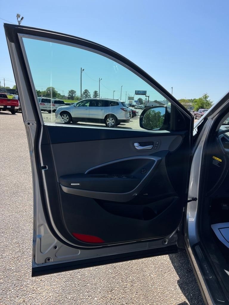 Hyundai Santa Fe FWD 4dr Limited 2016