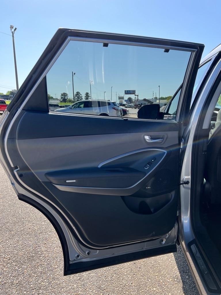 Hyundai Santa Fe FWD 4dr Limited 2016