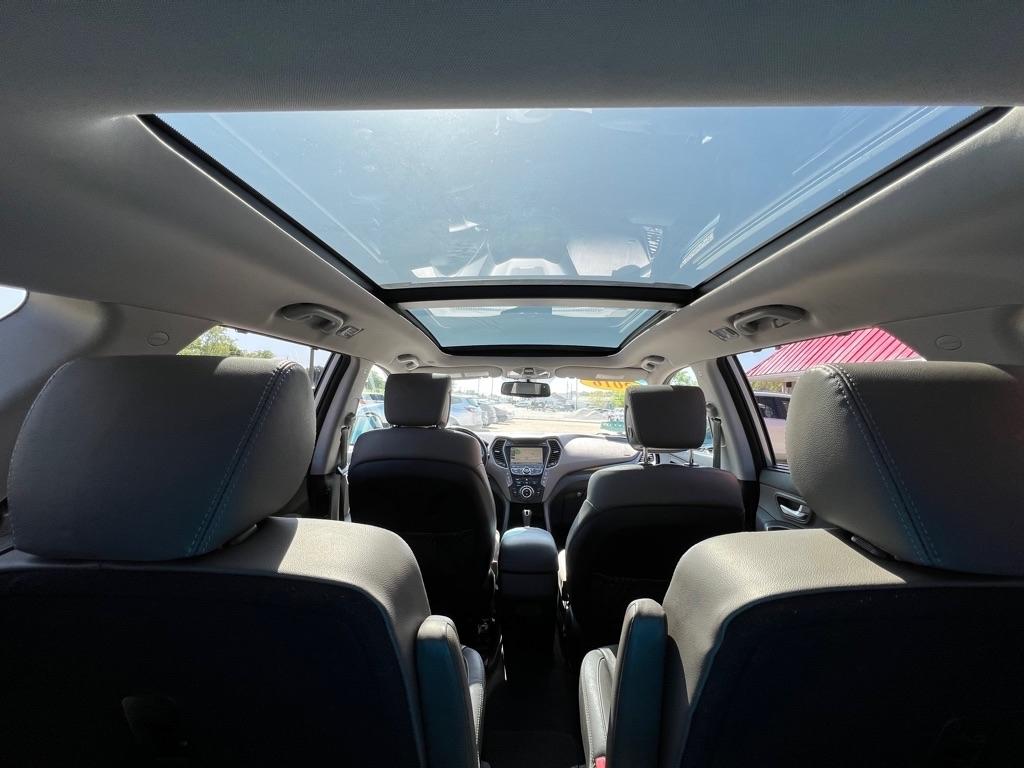 Hyundai Santa Fe FWD 4dr Limited 2016