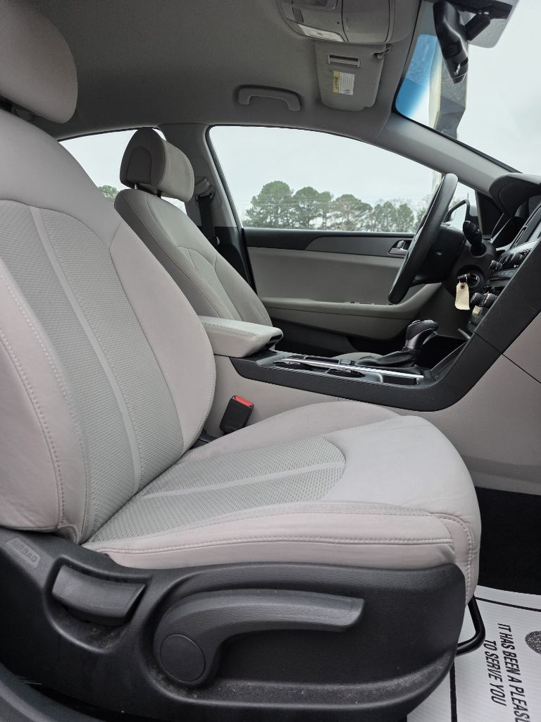 Hyundai Sonata SE 2016