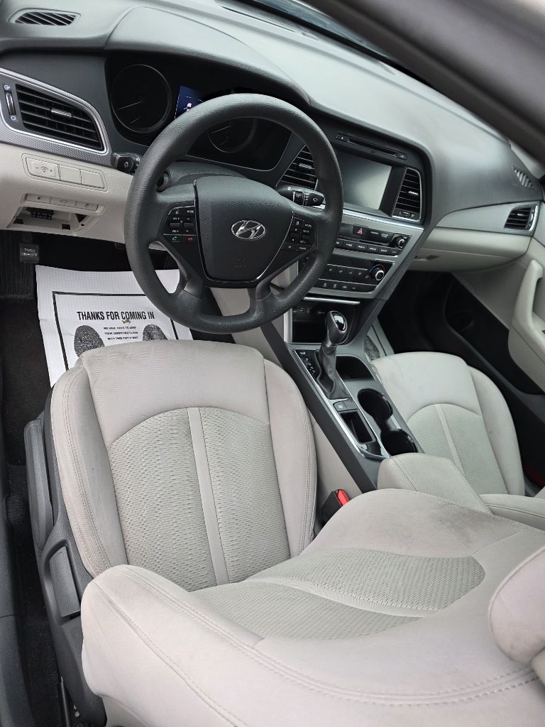 Hyundai Sonata SE 2016