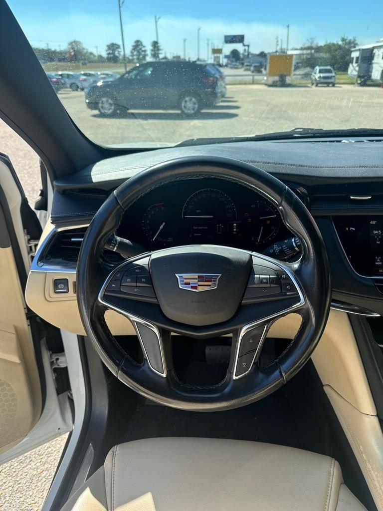 Cadillac XT5 Base 2019