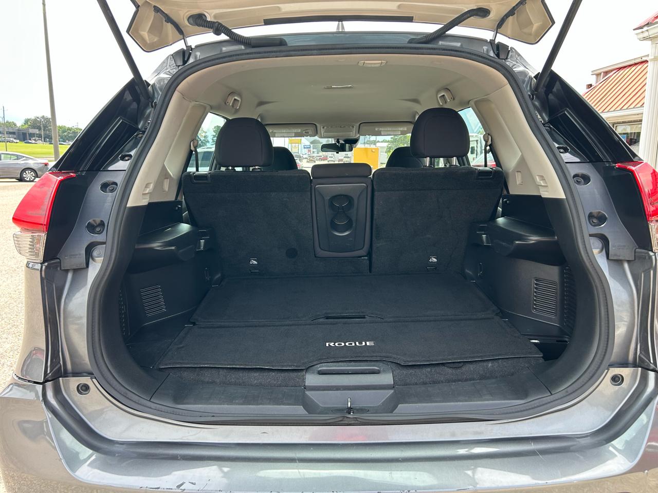 Nissan Rogue S AWD 2020