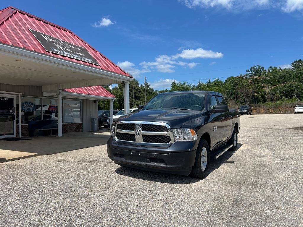RAM 1500 Classic Tradesman Crew Cab SWB 4WD 2021