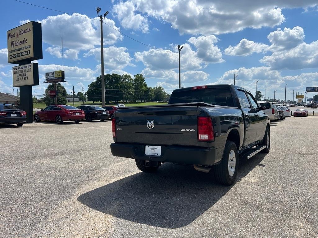 RAM 1500 Classic Tradesman Crew Cab SWB 4WD 2021