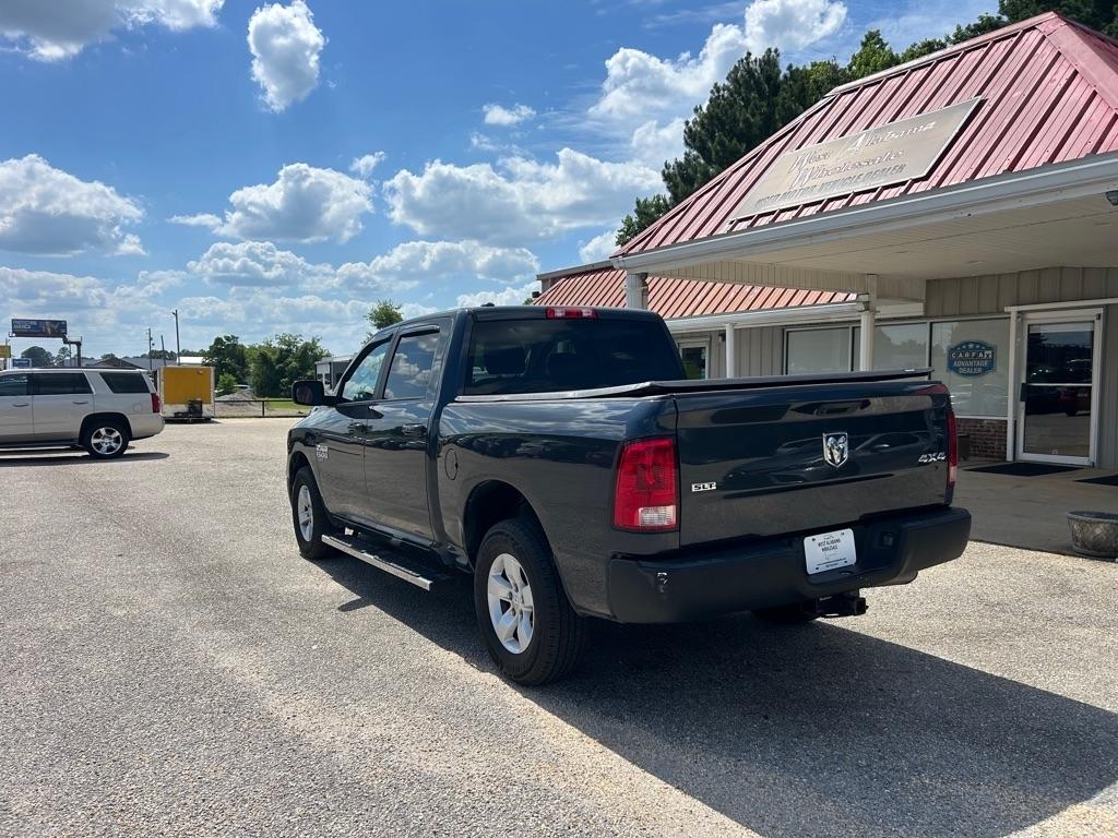 RAM 1500 Classic Tradesman Crew Cab SWB 4WD 2021