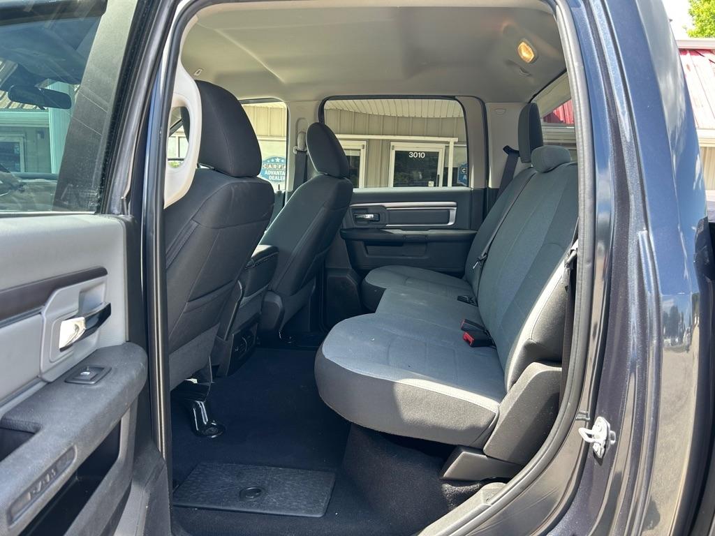 RAM 1500 Classic Tradesman Crew Cab SWB 4WD 2021