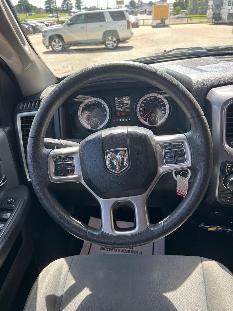 RAM 1500 Classic Tradesman Crew Cab SWB 4WD 2021