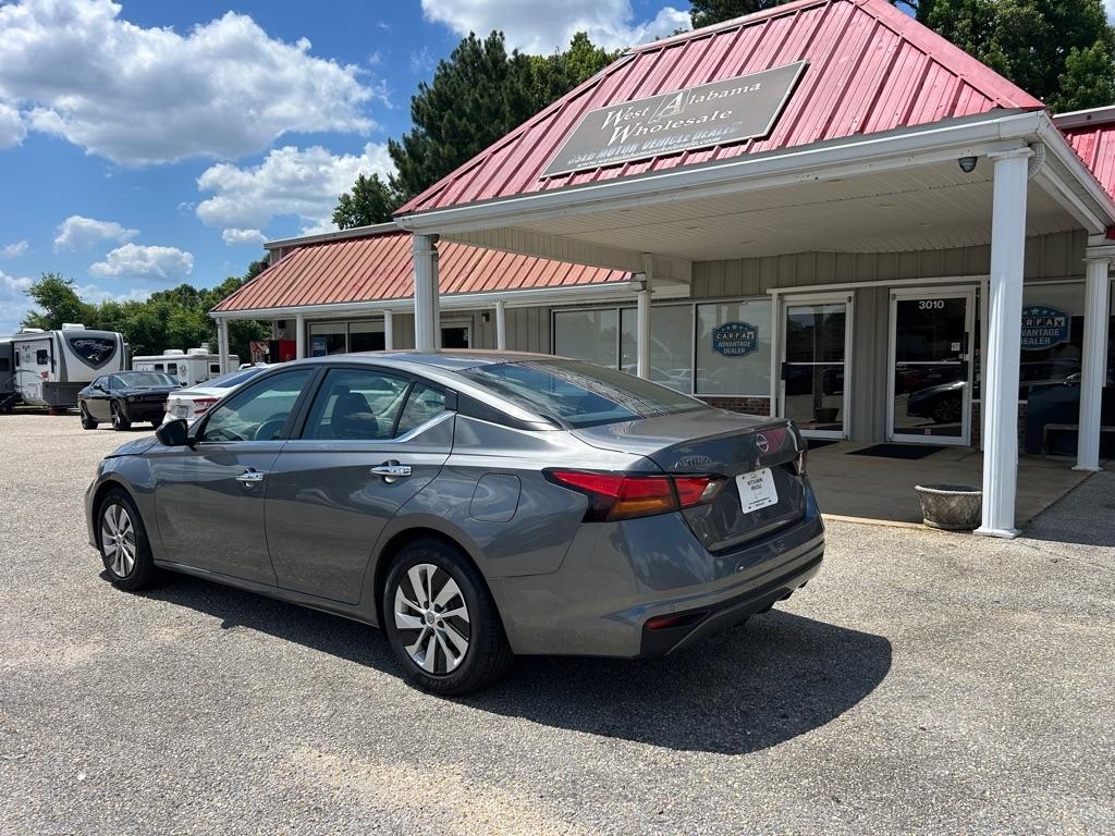 Nissan Altima  2024