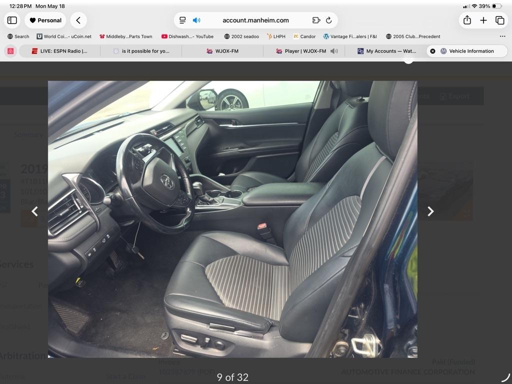 Toyota Camry SE 2019