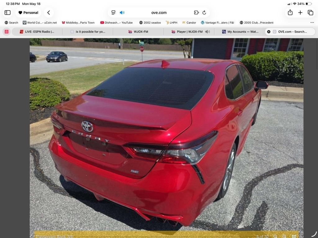 Toyota Camry SE 2021