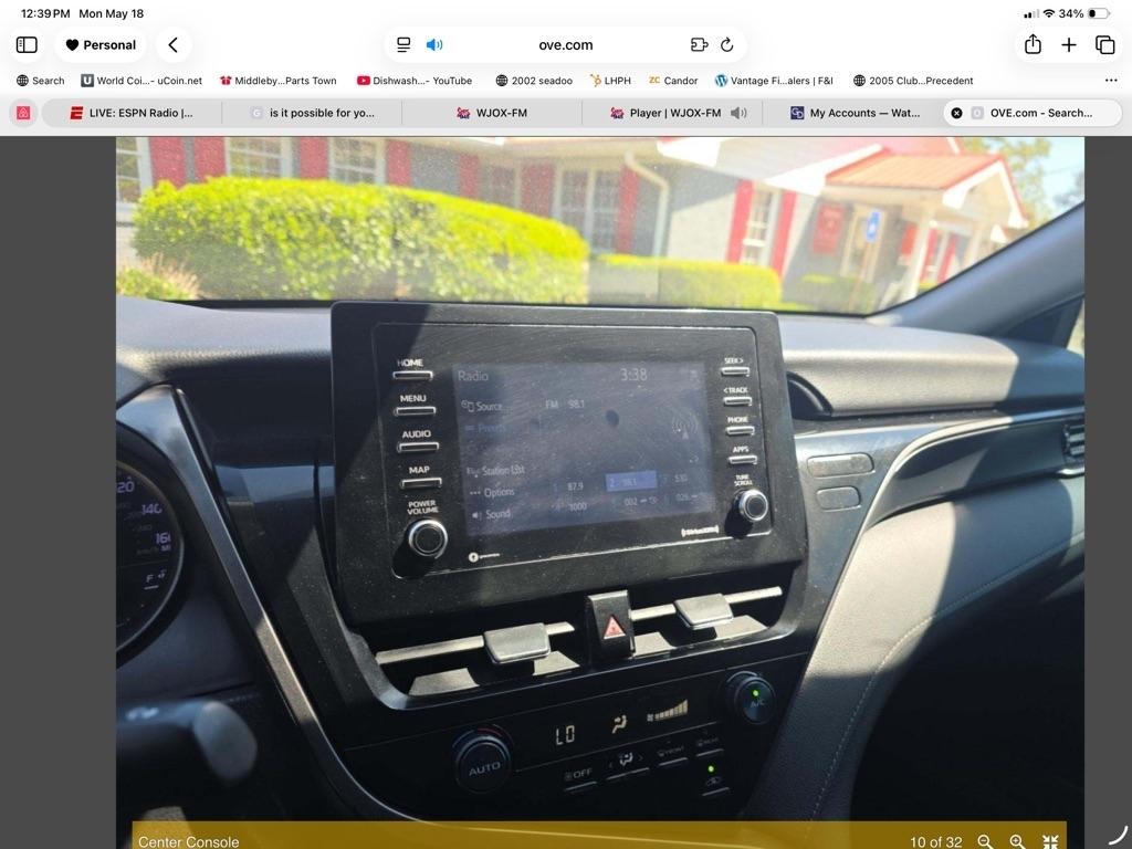 Toyota Camry SE 2021