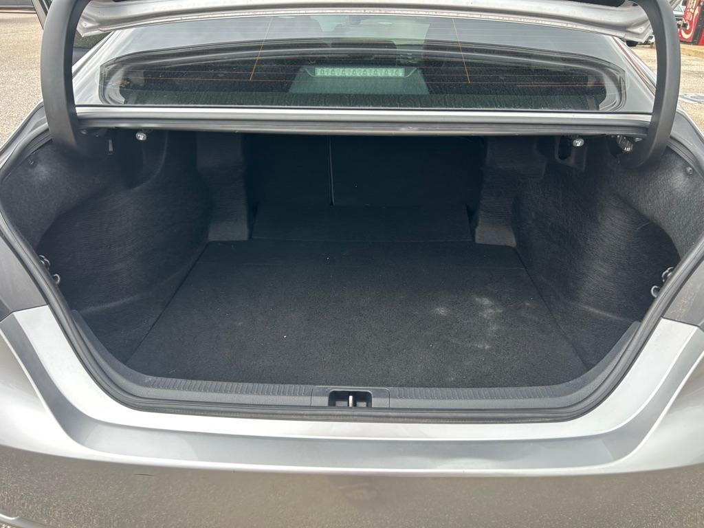 Toyota Camry L 2019