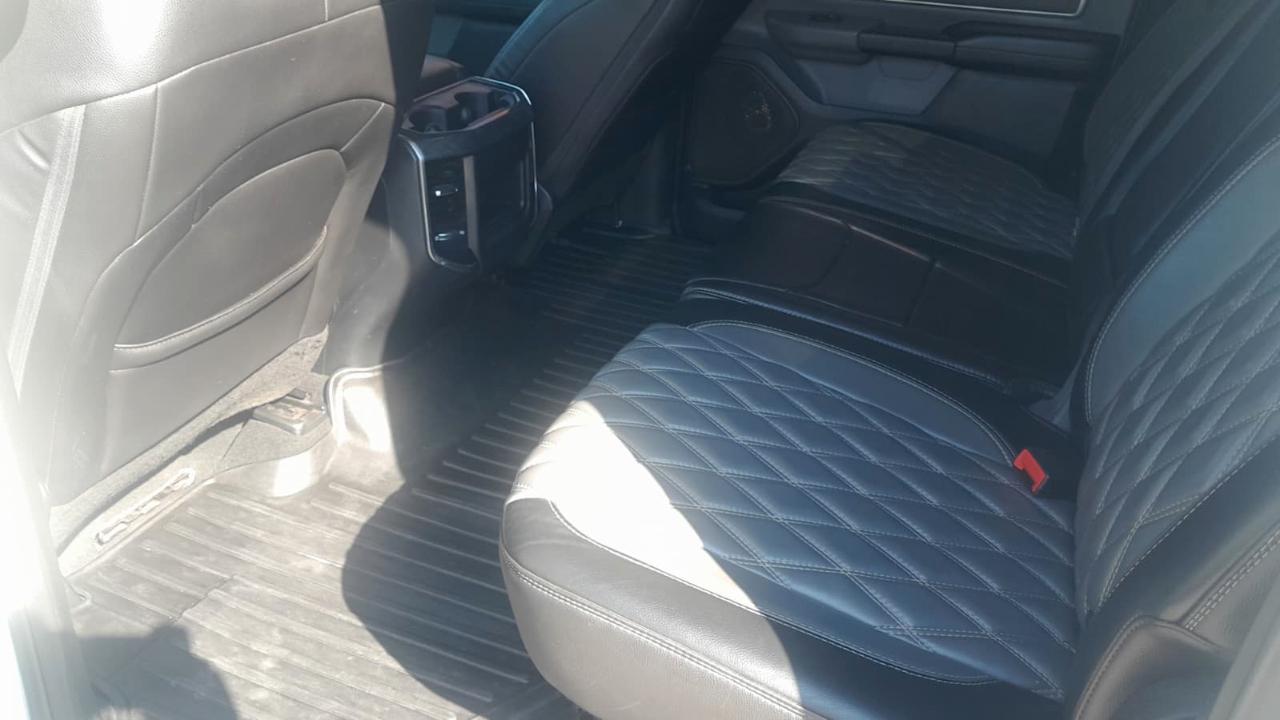 RAM 1500 4WD Crew Cab 140.5" Big Horn 2019
